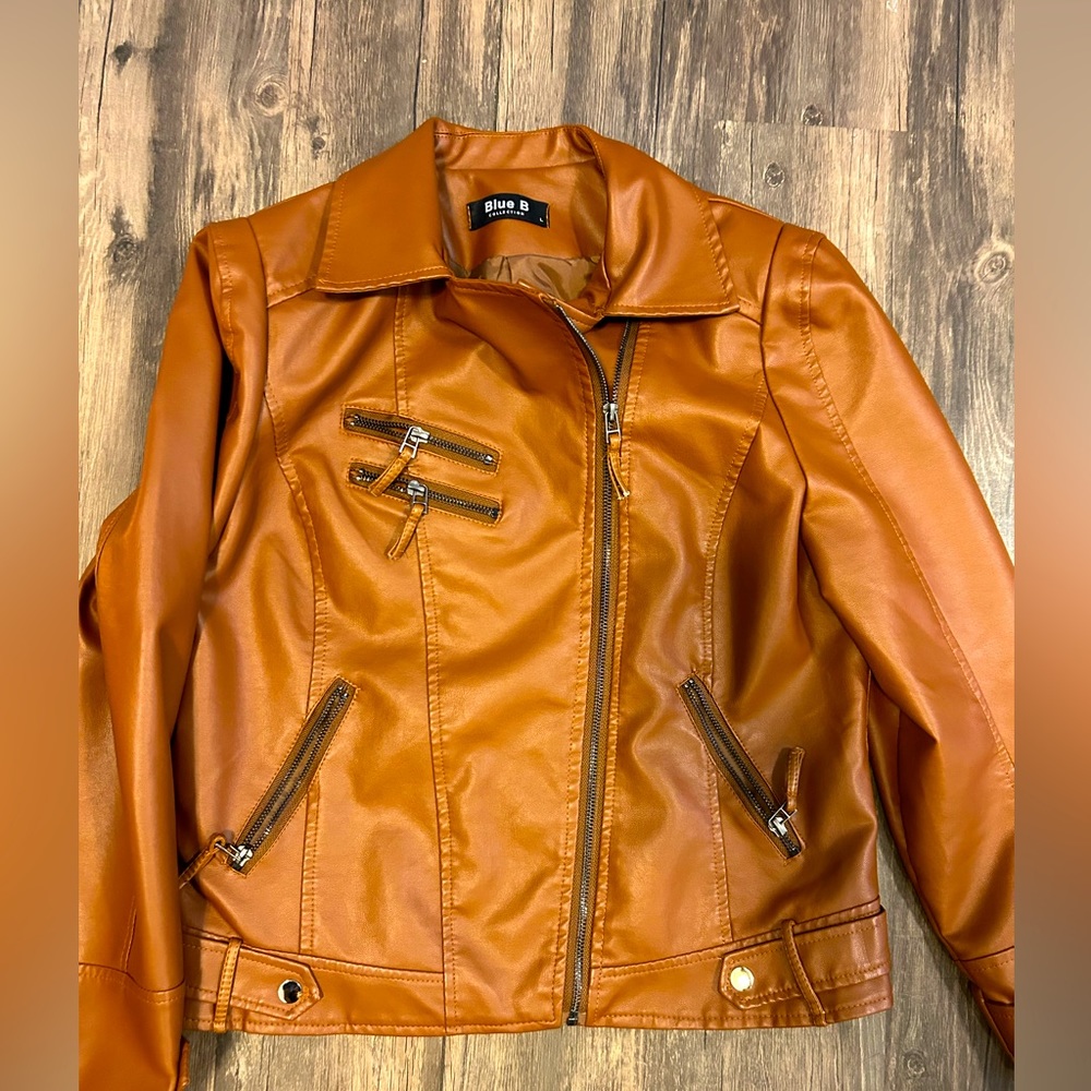 Blue B Faux Leather Bomber Jacket in Camel Size Large